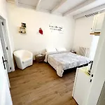 Il Girasole Bed & Breakfast 4*