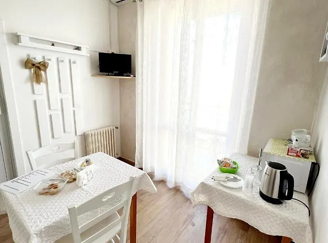 Il Girasole Alojamento de Acomodação e Pequeno-almoço 4*