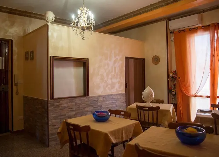 Alojamento de Acomodação e Pequeno-almoço Il Girasole Ostuni